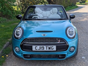 Used MINI Convertible 2019 for sale - 78171496: Photo