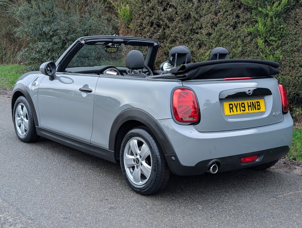 Used MINI Convertible 2019 for sale - 77764768: Photo 19