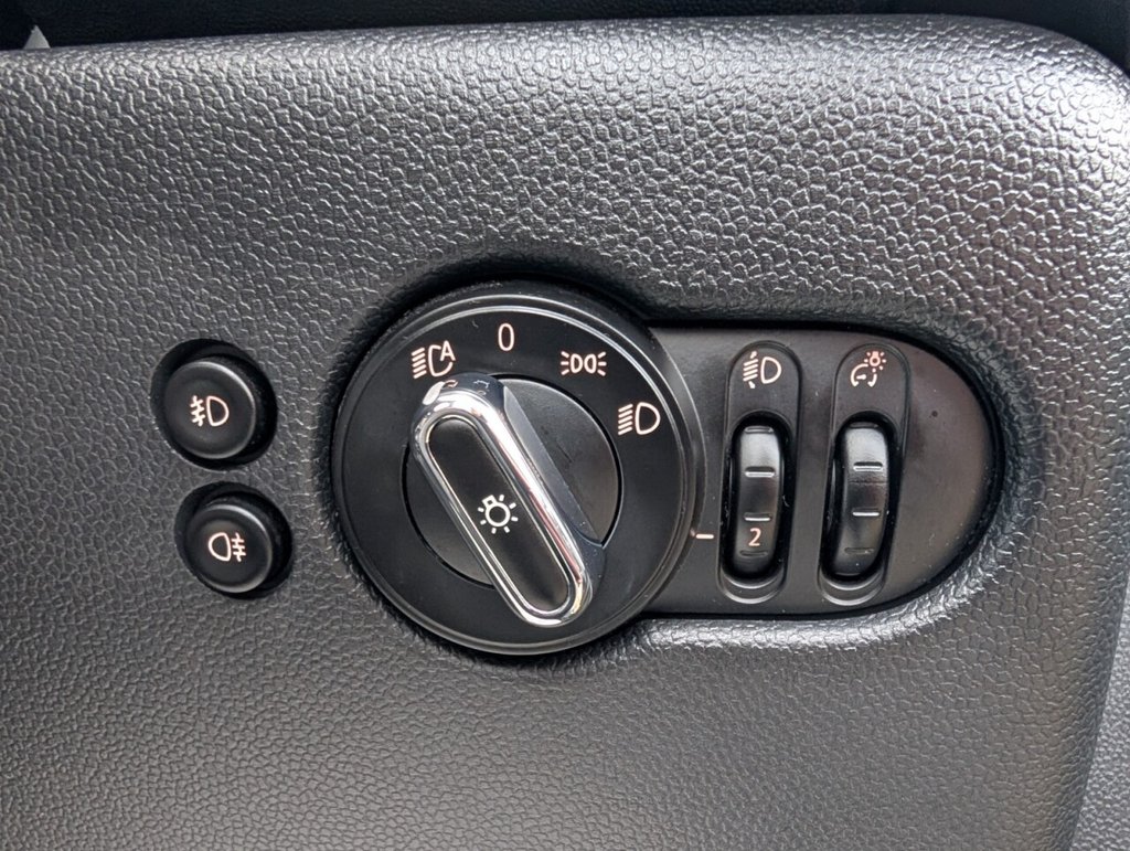 Used MINI Convertible 2019 for sale - 77764768: Photo 20