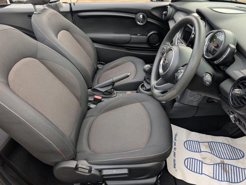 Used MINI Convertible 2019 for sale - 77764768: Photo 24