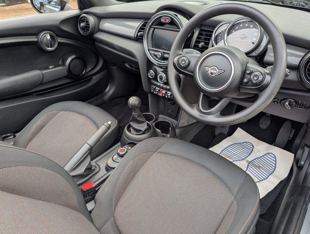 Used MINI Convertible 2019 for sale - 77764768: Photo 29