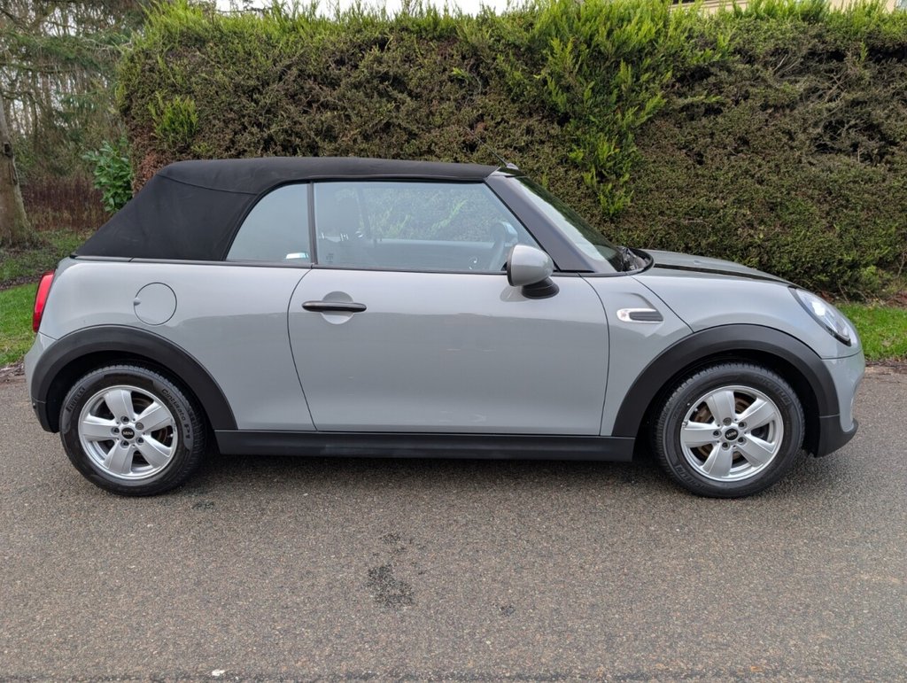 Used MINI Convertible 2019 for sale - 77764768: Photo 33