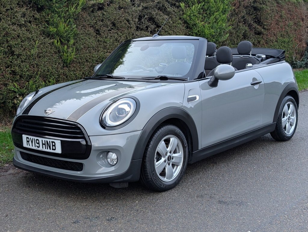 Used MINI Convertible 2019 for sale - 77764768: Photo 4