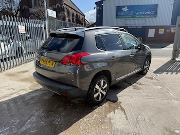 Used Peugeot 2008 2015 for sale - 78633228: Photo
