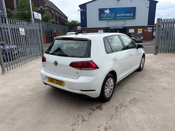 Used Volkswagen Golf 2017 for sale - 78734282: Photo