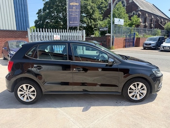 Used Volkswagen Polo 2015 for sale - 78997462: Photo