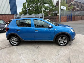 Used Dacia Sandero Stepway 2020 for sale - 78623300: Photo