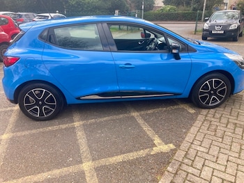 Used Renault Clio 2016 for sale - 78083745: Photo