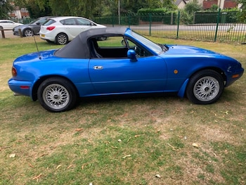 Used Mazda MX-5 1994 for sale - 76185870: Photo 2