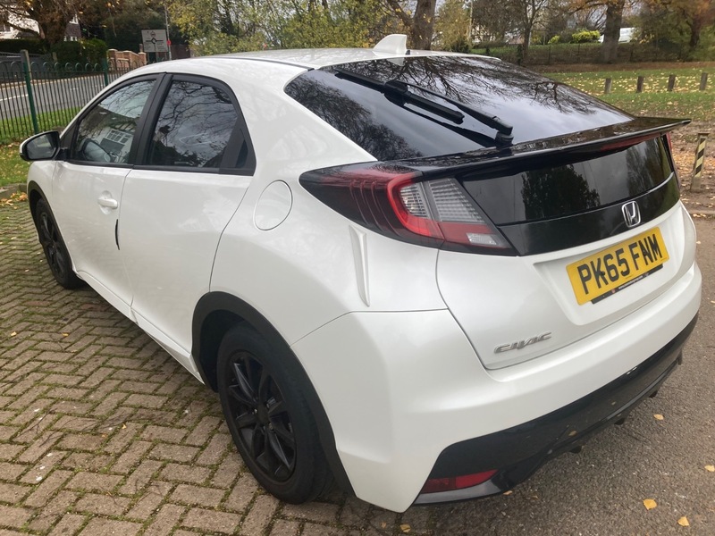 Used Honda Civic 2015 for sale - 76192743: Photo 10