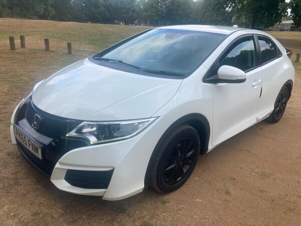 Used Honda Civic 2015 for sale - 76192743: Photo 18