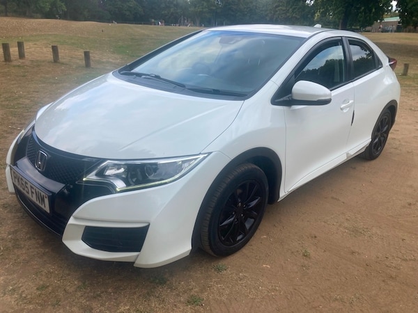 Used Honda Civic 2015 for sale - 76192743: Photo 19