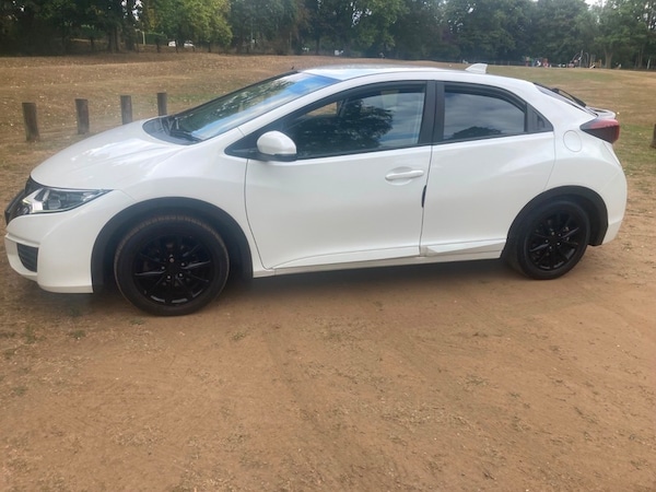 Used Honda Civic 2015 for sale - 76192743: Photo 22