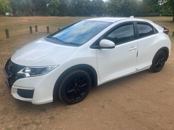 Used Honda Civic 2015 for sale - 76192743: Photo 24