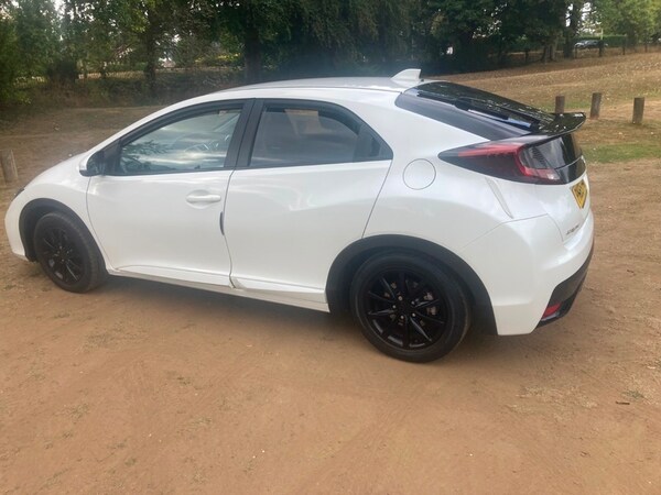 Used Honda Civic 2015 for sale - 76192743: Photo 28