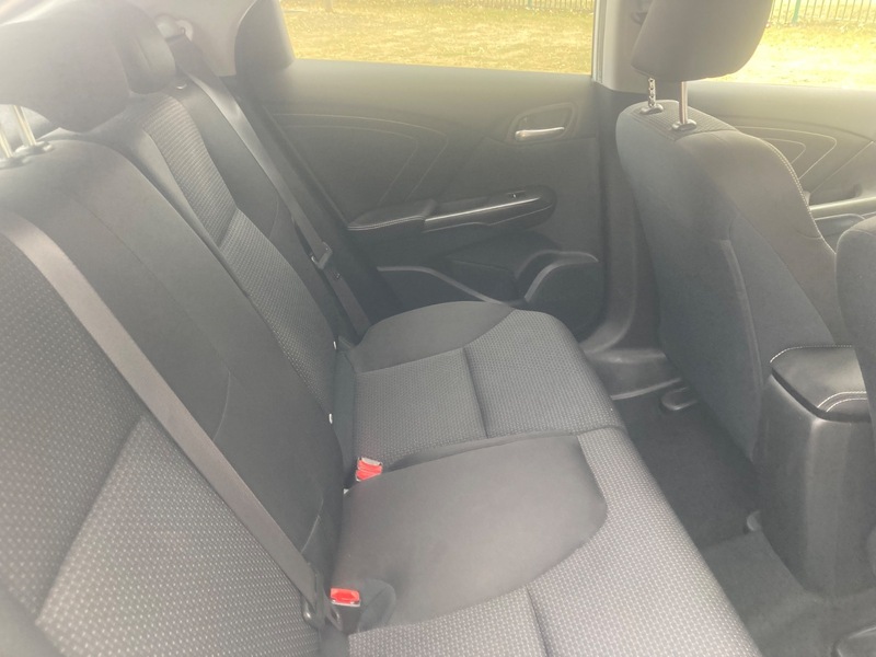 Used Honda Civic 2015 for sale - 76192743: Photo 29