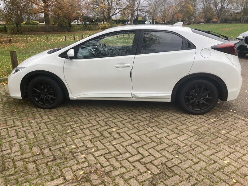 Used Honda Civic 2015 for sale - 76192743: Photo 3