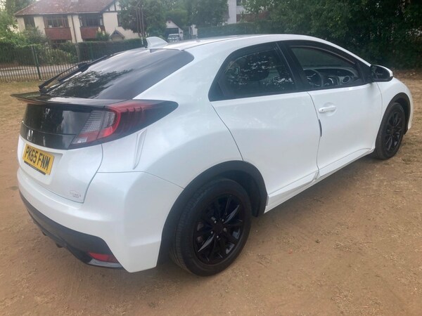 Used Honda Civic 2015 for sale - 76192743: Photo 6