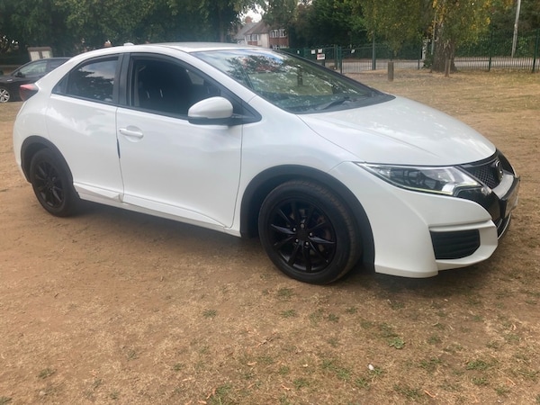 Used Honda Civic 2015 for sale - 76192743: Photo 8