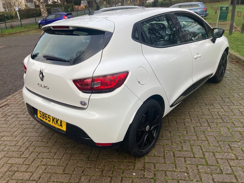 Used Renault Clio 2015 for sale - 76896616: Photo 39