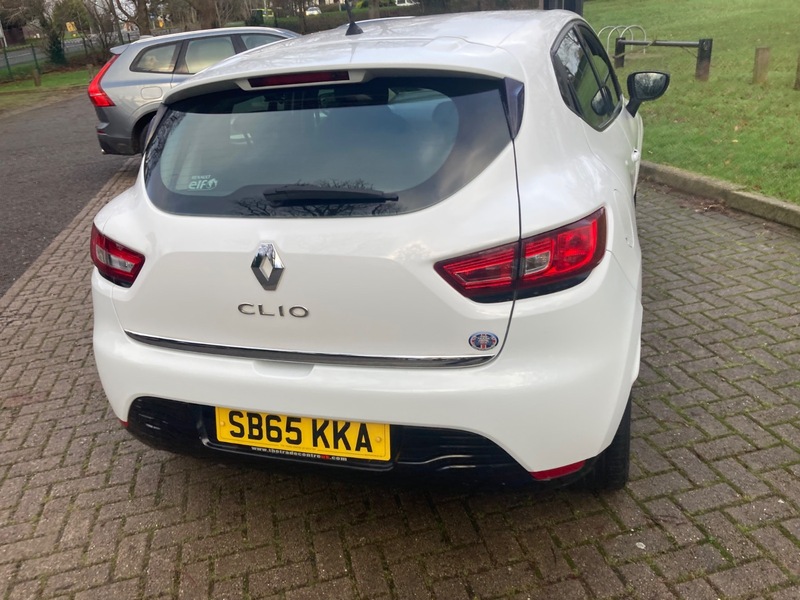 Used Renault Clio 2015 for sale - 76896616: Photo 42