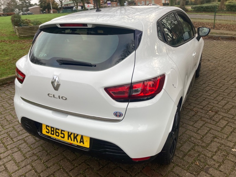 Used Renault Clio 2015 for sale - 76896616: Photo 44