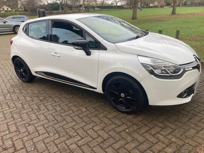 Used Renault Clio 2015 for sale - 76896616: Photo 8