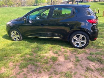 Used Renault Clio 2015 for sale - 78257519: Photo