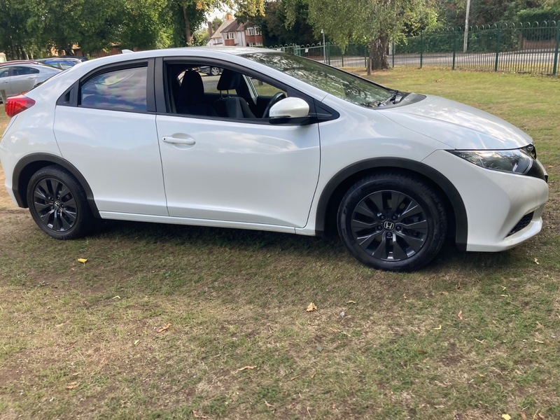 Used Honda Civic 2013 for sale - 76192754: Photo 44