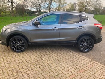 Used Nissan Qashqai 2016 for sale - 78414744: Photo
