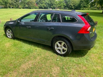 Used Volvo V60 2016 for sale - 78829194: Photo