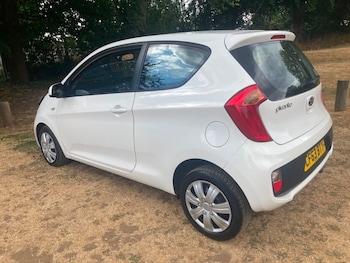 Used Kia Picanto 2014 for sale - 79438599: Photo