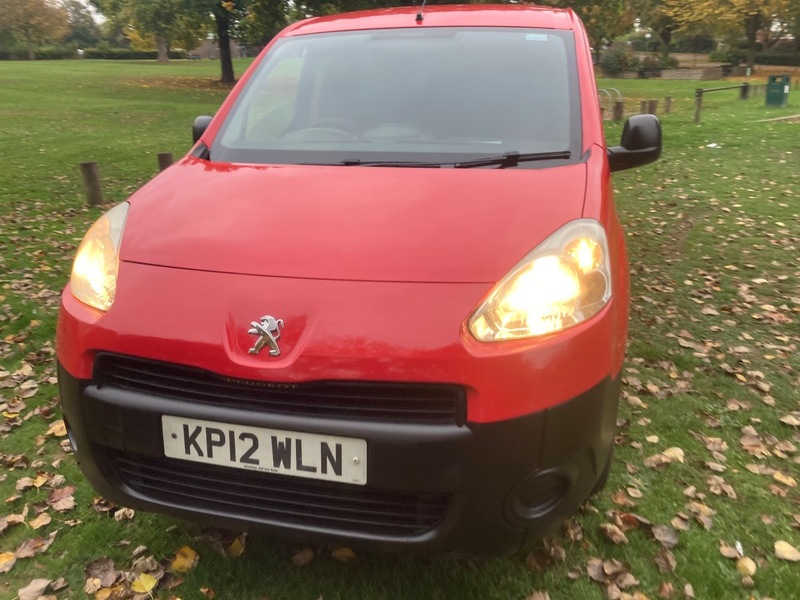Used Peugeot Partner 2012 for sale - 76292237: Photo 11