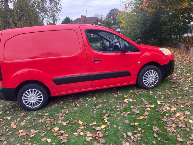 Used Peugeot Partner 2012 for sale - 76292237: Photo 8