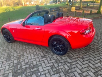 Used Mazda MX-5 2010 for sale - 77089524: Photo