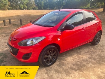 Used Mazda Mazda2 2014 for sale - 79494665: Photo