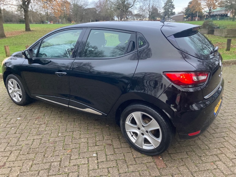 Used Renault Clio 2016 for sale - 76821385: Photo 28