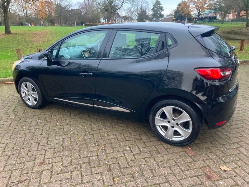 Used Renault Clio 2016 for sale - 76821385: Photo 29