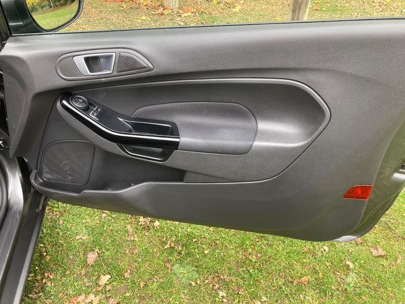 Used Ford Fiesta 2016 for sale - 76292230: Photo 12