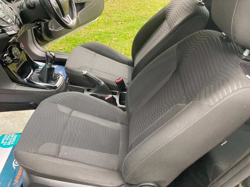 Used Ford Fiesta 2016 for sale - 76292230: Photo 17