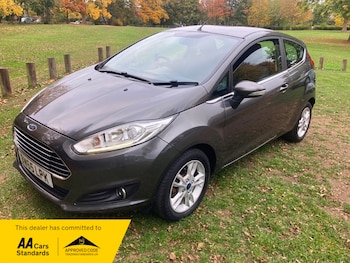 2016 - 1.25 Zetec Hatchback 3dr Petrol Manual Euro 5 (82 ps)