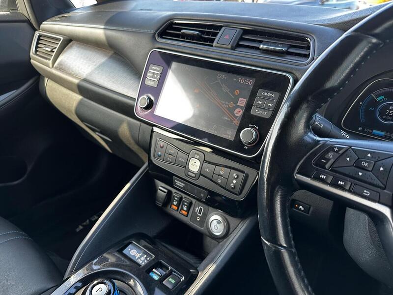 Used Nissan Leaf 2020 for sale - 77781091: Photo 11