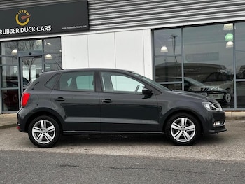 Used Volkswagen Polo 2016 for sale - 77990201: Photo
