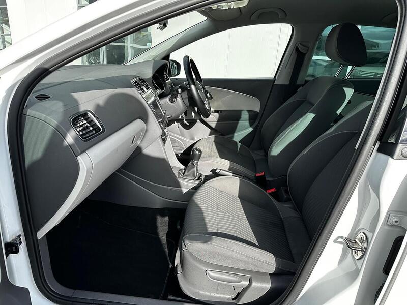 Used Volkswagen Polo 2015 for sale - 77622097: Photo 12