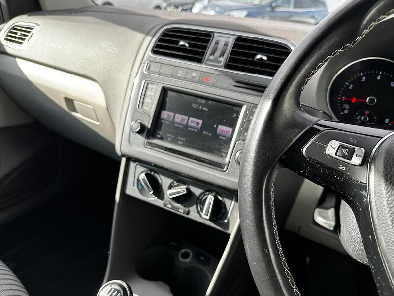 Used Volkswagen Polo 2015 for sale - 77622097: Photo 20