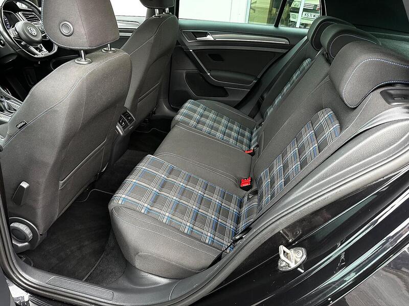 Used Volkswagen Golf 2017 for sale - 77132527: Photo 13