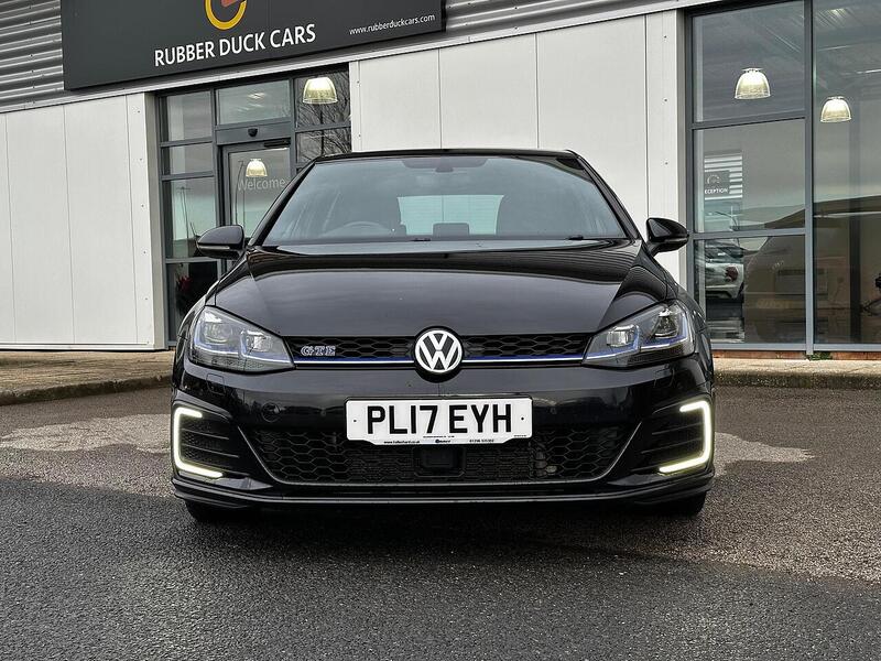 Used Volkswagen Golf 2017 for sale - 77132527: Photo 2