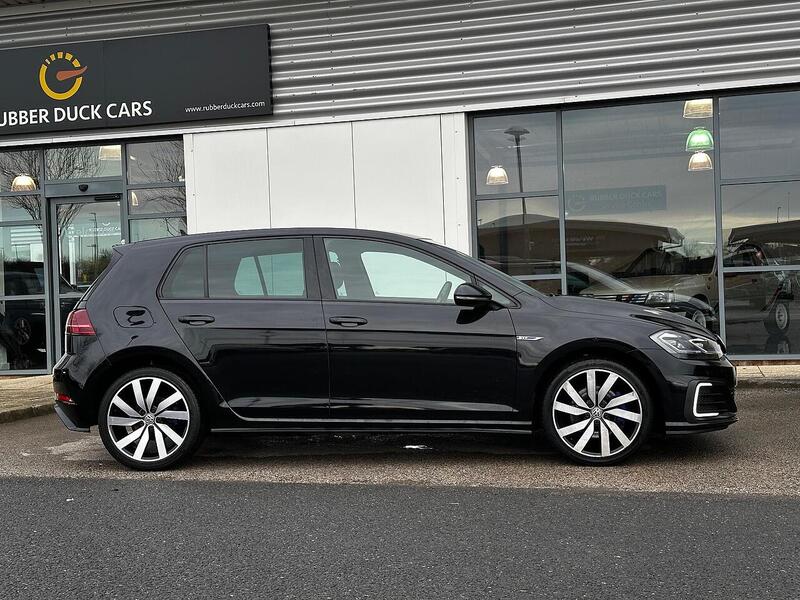 Used Volkswagen Golf 2017 for sale - 77132527: Photo 4