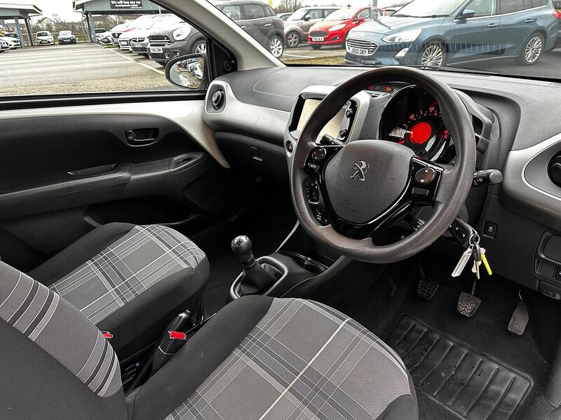 Used Peugeot 108 2016 for sale - 77423031: Photo 16