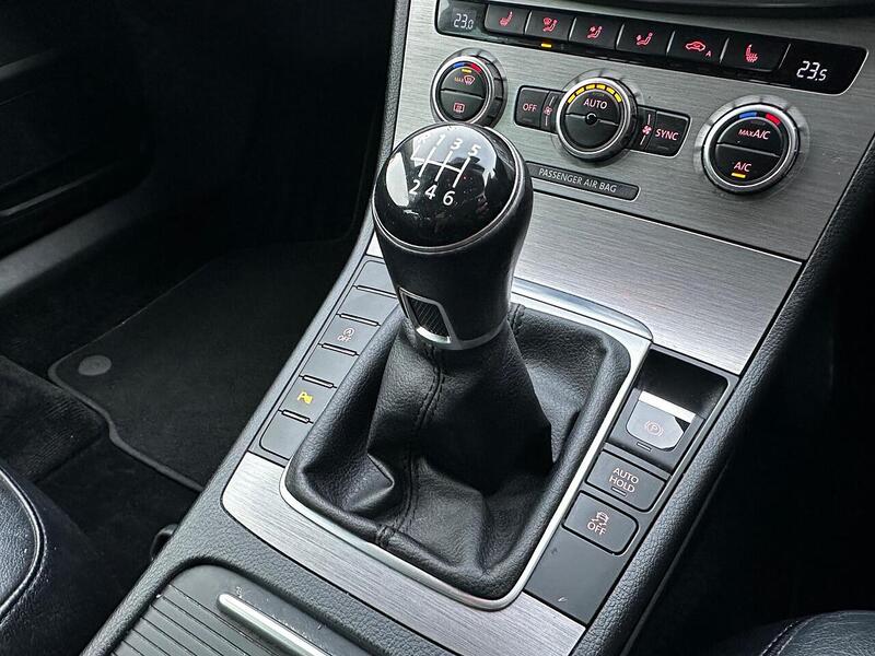 Used Volkswagen Passat 2014 for sale - 77132481: Photo 12